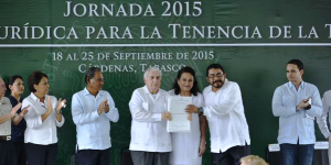 Inaugura el gobernador Arturo Núñez 53 obras y entrega 288 títulos de propiedad en Cárdenas