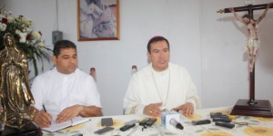Legisladores deben respetar derechos del niño a tener Papá y Mamá: Obispo de Tabasco