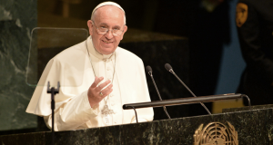 Desde la ONU el Papa Francisco hizo un llamado a luchar contra la pobreza