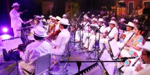 Noche de concierto con la Orquesta Típica Yukalpetén
