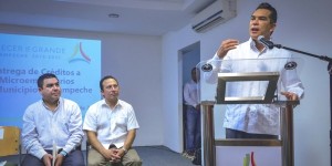 Iniciaremos Programa de Vivienda en municipios de Campeche: Alejandro Moreno