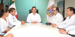 Se reúnen dirigentes del PANAL con el gobernador de Campeche
