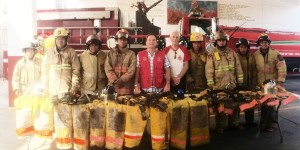 Reciben bomberos de Cancún donación de homólogos de New Jersey