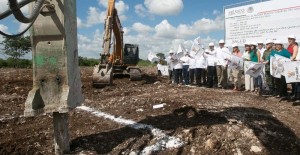 El Gobernador pone en marcha la construcción de Hospital Materno Infantil de Mérida