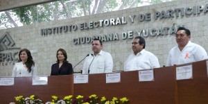 Gobierno de Yucatán reitera su compromiso en favor de la democracia
