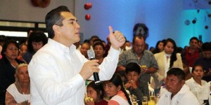 Gestionare recursos ante PEMEX para cumplir compromisos con Campeche: Alejandro Moreno