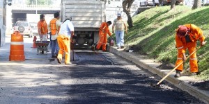 Invierte Ayuntamiento de Centro 15 millones de pesos en bacheo de calles y avenidas