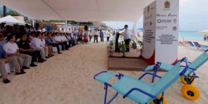 Inaugura el gobernador infraestructura de Playa ballenas y entrega mobiliarios a cuatro playas en Cancún