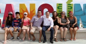 Recorre Paul Carrillo playas de Cancún para constatar atención integral