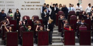 Diputados dan en comodato estadio a Tiburones Rojos de Veracruz