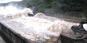 Aumenta extracción a presa Peñitas por lluvias