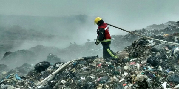 Apagan incendio en Basurero de Veracruz