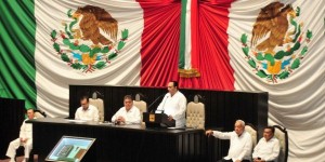 La Constitución Política de Quintana Roo protege los derechos de los ciudadanos: Roberto Borge