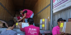 Llega material electoral para elecciones extraordinarias en Colima