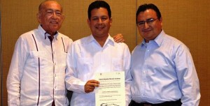 Nombran como nuevo rector de la UTCAM a Javier Zamora Hernández