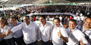 Festejan 10 mil cancunenses el cumpleaños número 36 del gobernador Roberto Borge