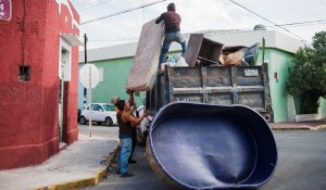 Buena respuesta de la ciudanía en Yucatán, primera jornada de descacharrización
