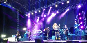 El calor humano supera al frío en concierto de Gloria Trevi en el Carnaval Mérida 2016