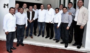 En unidad trabajamos por los Quintanarroenses: Roberto Borge