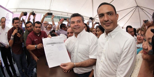 Candidato oficial a gobernador Mauricio Gongora Escalante QROO