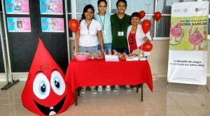 Universitarios de Yucatán donan sangre en entusiasta jornada altruista