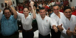 Mauricio Góngora y Gina Ruiz juntos por Cozumel