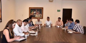 Gobierno y SCT fortalecemos infraestructura carretera en Campeche: Alejandro Moreno