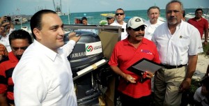 Anuncia el gobernador la construcción del primer centro de acopio de extracción de escamas en Quintana Roo