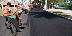 Quintana Roo tiene mejores calles y avenidas que hace cinco años: Roberto Borge