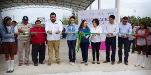 Christelle Castañón de Moreno inaugura caravana DIF y entrega aparatos funcionales en Campeche