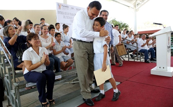 comunidades exitosas construyen alumnos maestros autoridades yucatan