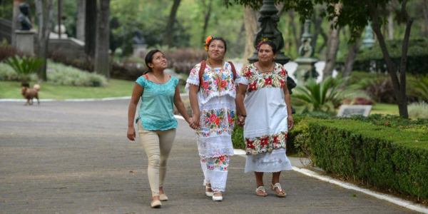 visita los pinos mujer indigena yucateca