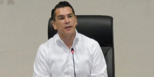 Presenta gobernador de Campeche iniciativa para prohibir matrimonio infantil