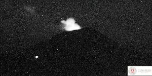 Alerta amarilla volcán Popocatépetl, expulsa cenizas