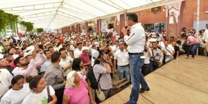 Se compromete Alejandro Murat con proveedores de Oaxaca