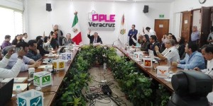 Aprueba OPLE registro de siete candidatos a gobernador para el proceso electoral en Veracruz