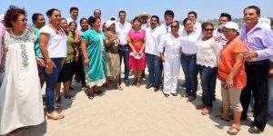Alejandro Murat asegura el aumento del turismo en toda la costa Oaxaqueña