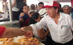 Trabajare para frenar el desempleo e inseguridad en Veracruz: Héctor Yunes Landa
