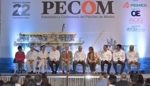 Inaugura el gobernador de Tabasco, Arturo Núñez 22 Exposición del Petróleo de México