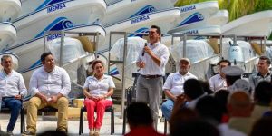 Entrega Moreno Cárdenas embarcaciones y equipo de Pesca Ribereña por 11.6 MDP