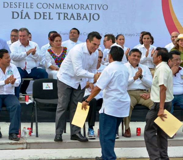 AMC desfile del trabajo campeche