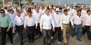 Más de 16 mil sindicalizados participaron en el Desfile del Día del trabajo en Campeche