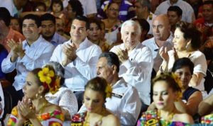 Acompaña gobernador de Campeche a Núñez en su recorrido por la Feria