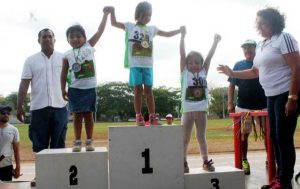 Más de 350 niños participan en la IX edición de la Carrera de la Hormiga