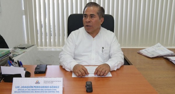 Director del Registro Civil Joaquin Peregrino