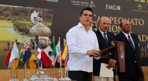 Inaugura el gobernador Alejandro Moreno Cárdenas torneo Internacional de Golf