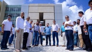 Supervisan construcción del campus Cancún de la UQROO