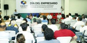 Ayuntamiento de Centro reconoce a empresarios destacados
