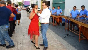 Inicia “Viernes de Danzoneando” en el Centro Histórico de la capital