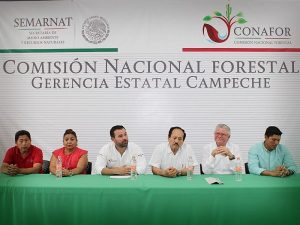 Reconoce CONAFOR a combatientes de incendios forestales en Campeche